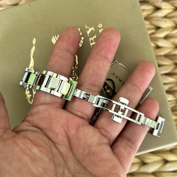 NWT Burberry Two Tone Watch - Picture 6 of 10